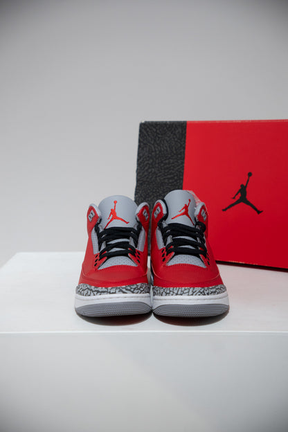Jordan 3 Fire Red SE (Taille 41)