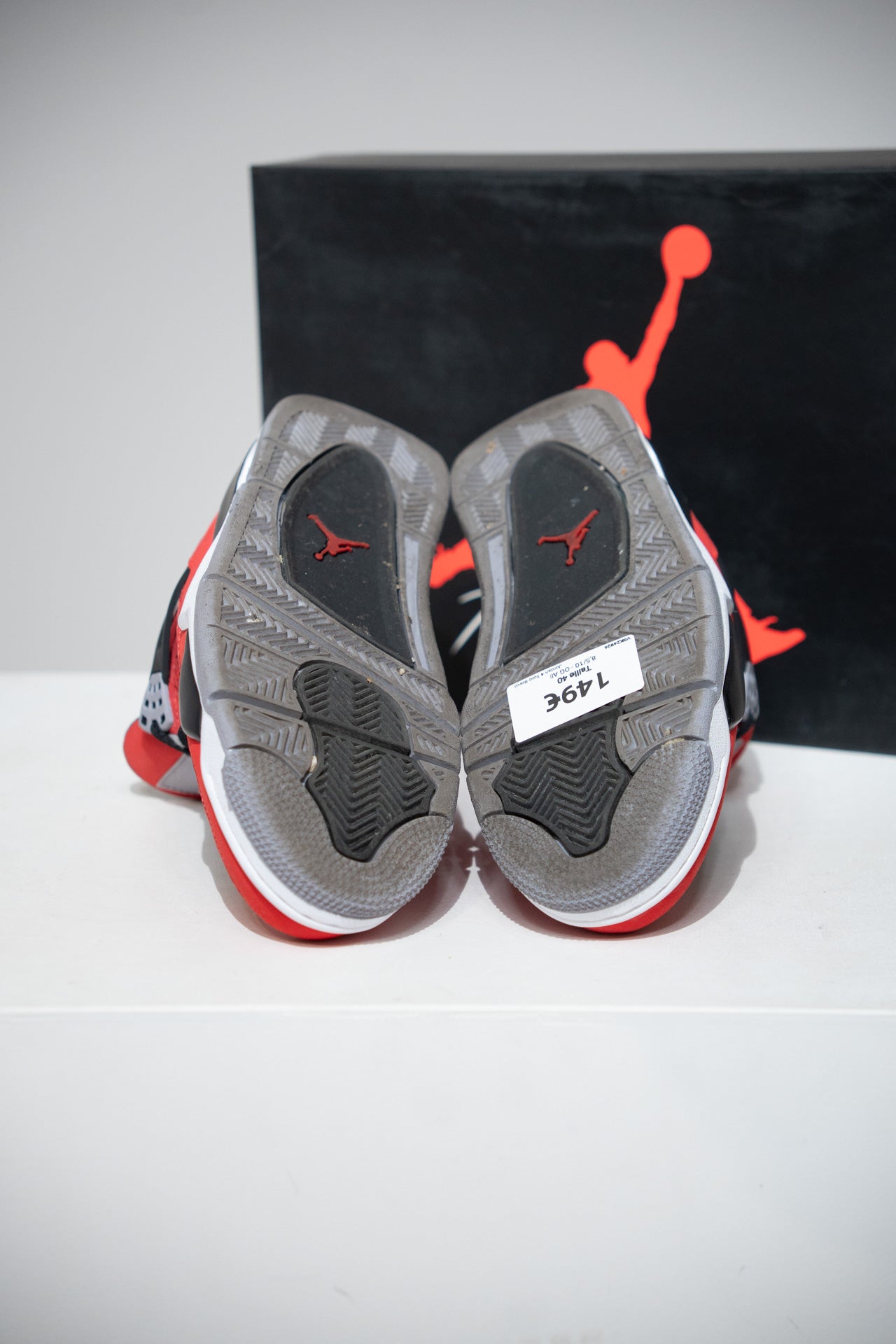 Jordan 4 Toro Bravo (Taille 40)