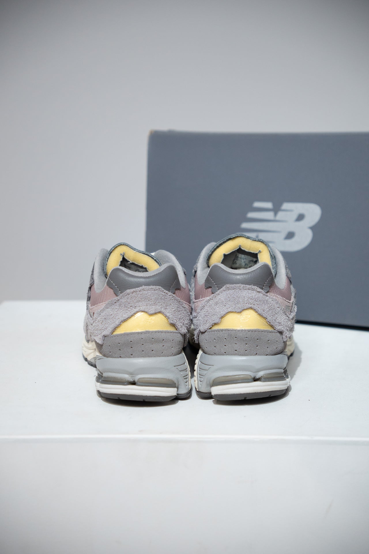 New Balance 2002R Protection Lunar New Year (Taille 42,5)