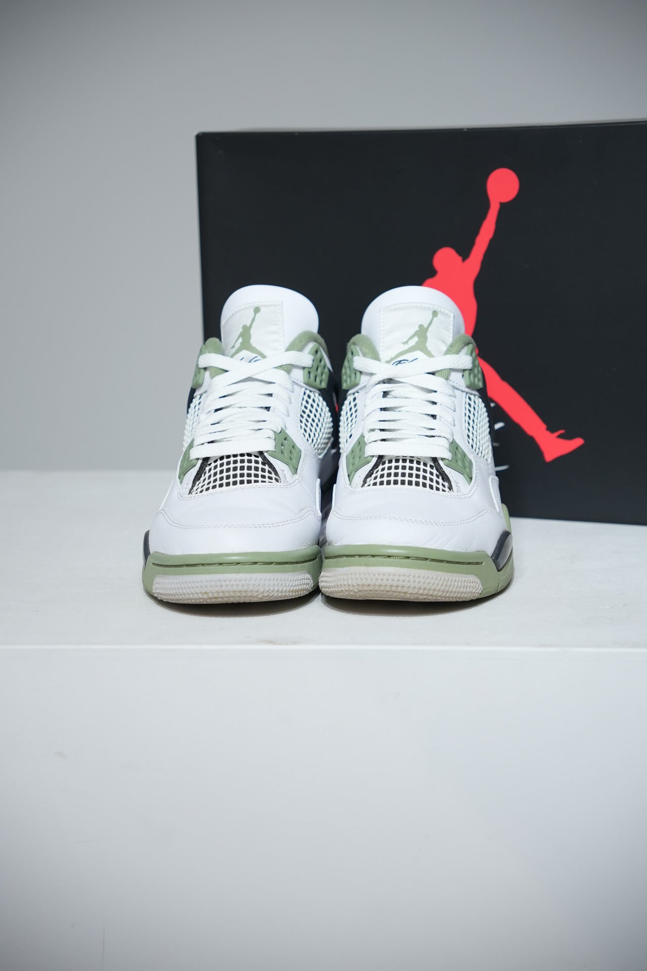 Jordan 4 Seafoam (Taille 40,5)
