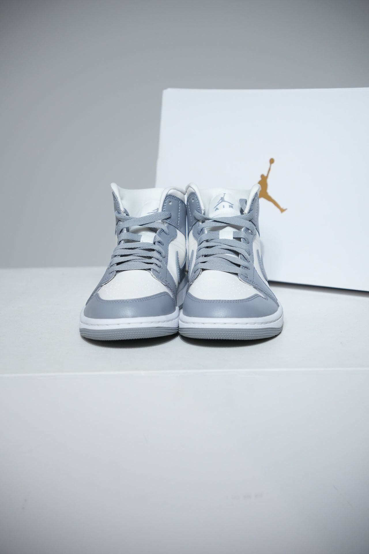 jordan 1 Mid Stealth (Taille 37,5)
