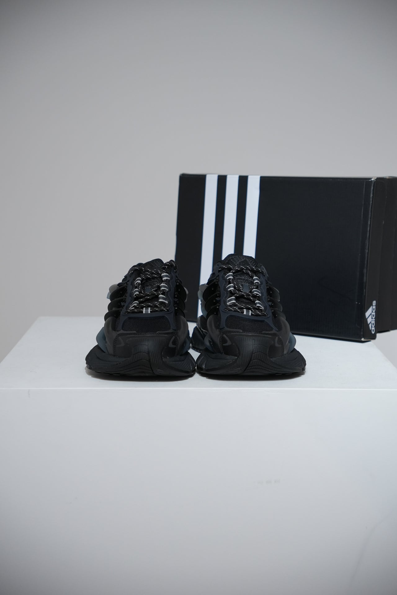 Adidas X Pharell Williams JellyFish Black (Taille 37 1/3)