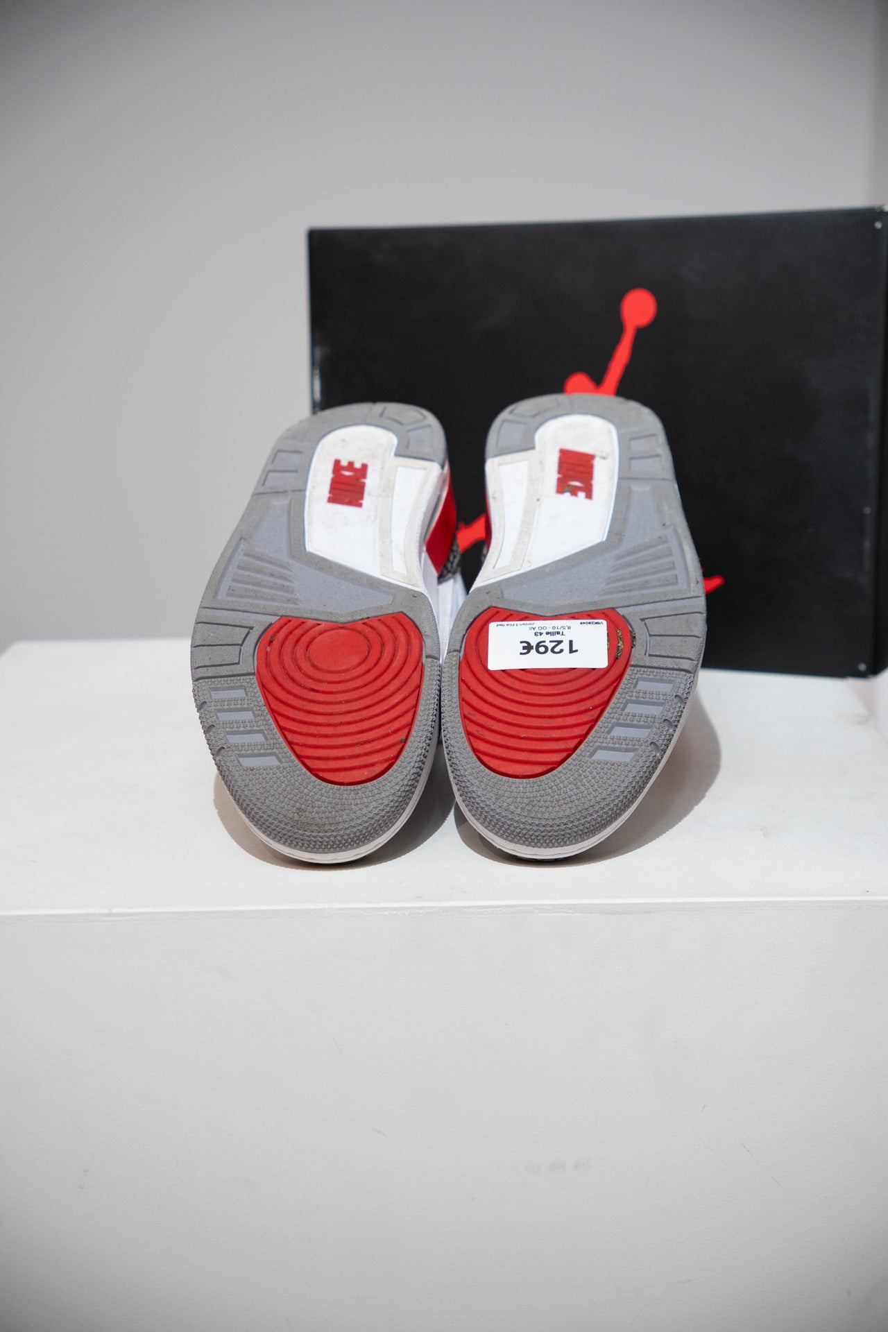 Jordan 3 Fire Red (Taille 43)