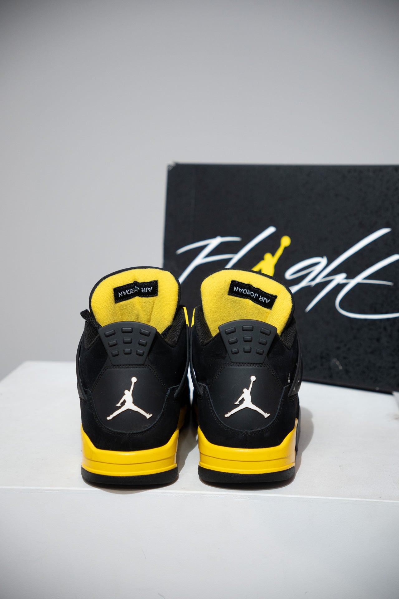 Jordan 4 Thunder (Taille 47)