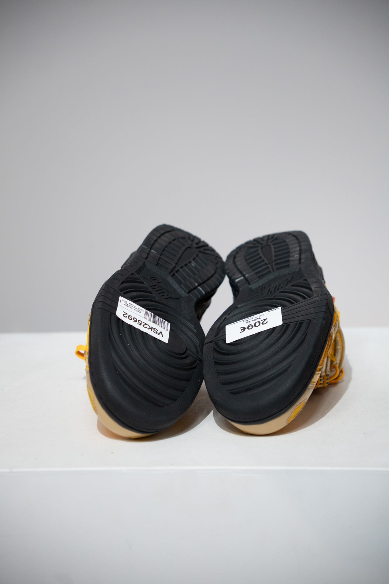 Rubber Off-White Yellow (Taille 43)