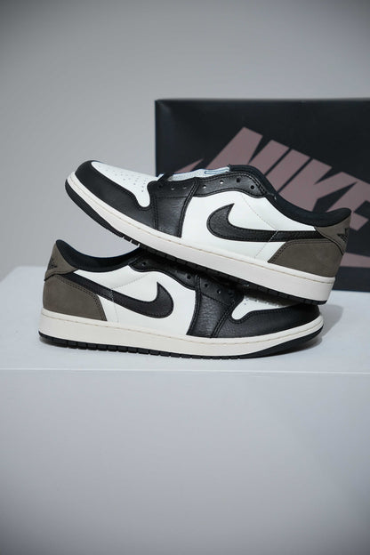Jordan 1 Low Mocha (Taille 44,5)