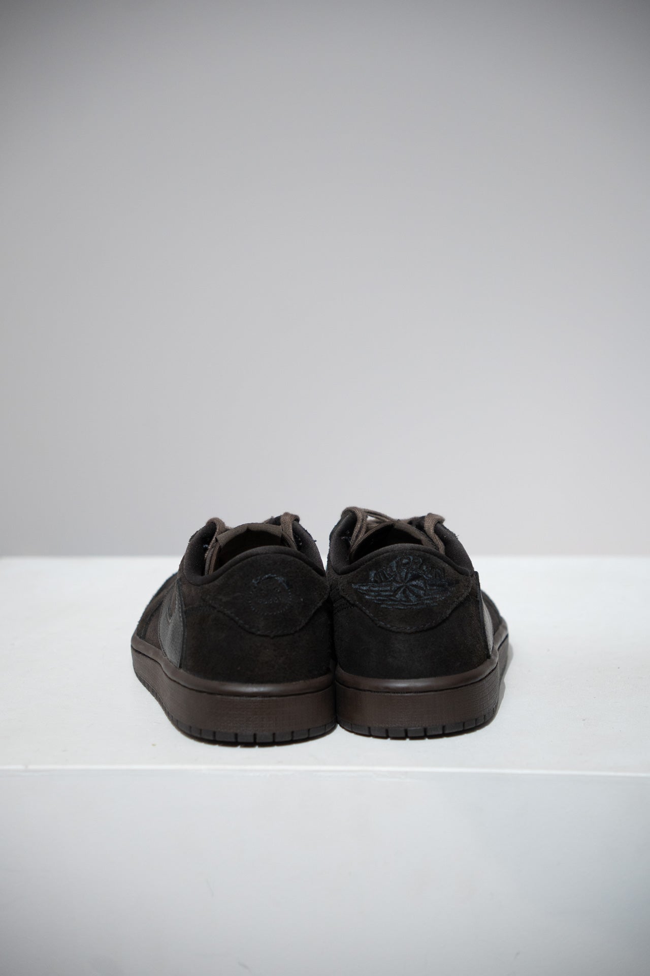 Jordan 1 Low Travis Scott Velvet Brown (Taille 41)