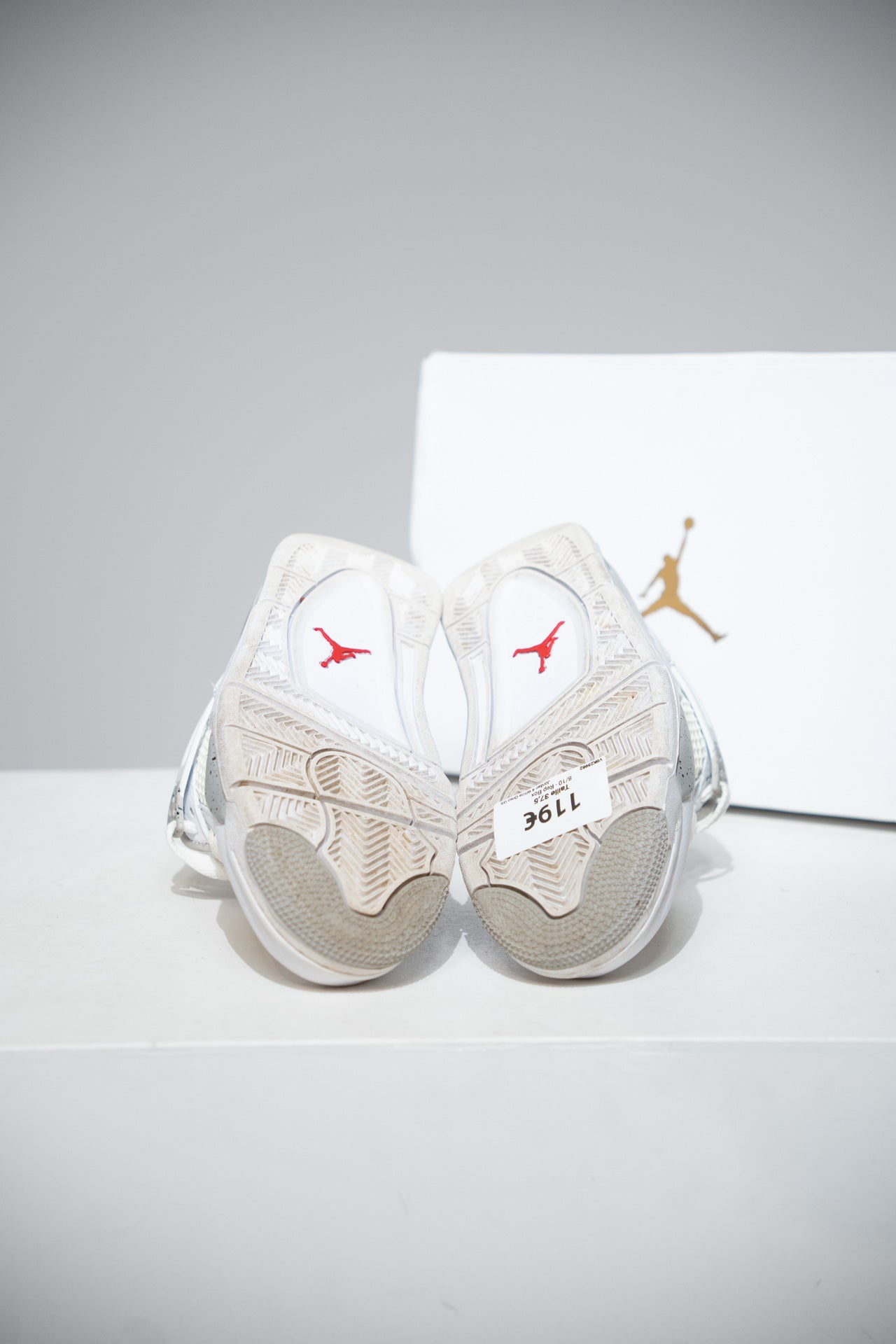 Jordan 4 White Oreo GS (Taille 37,5)