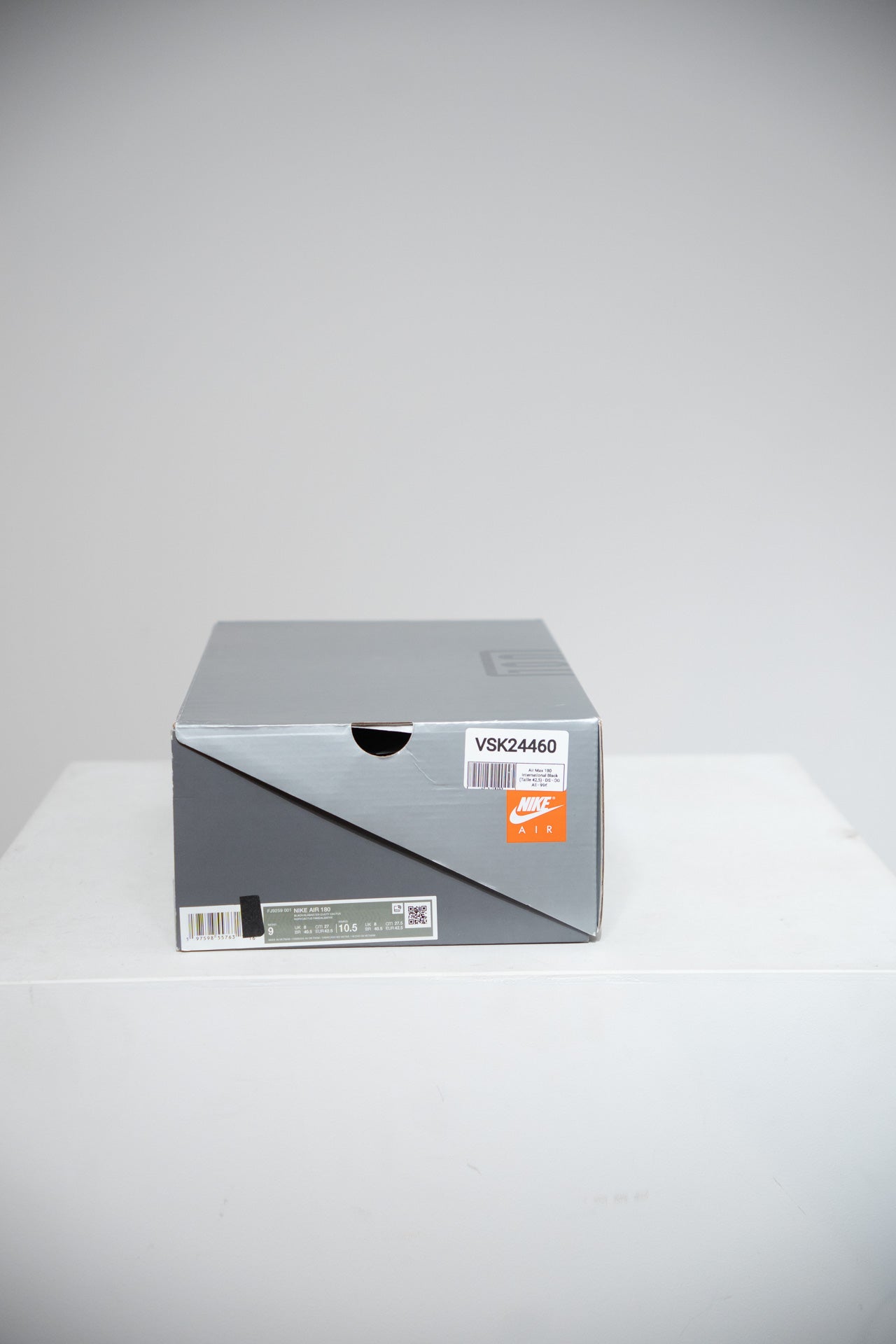 Air Max 180 International Black (Taille 42,5)