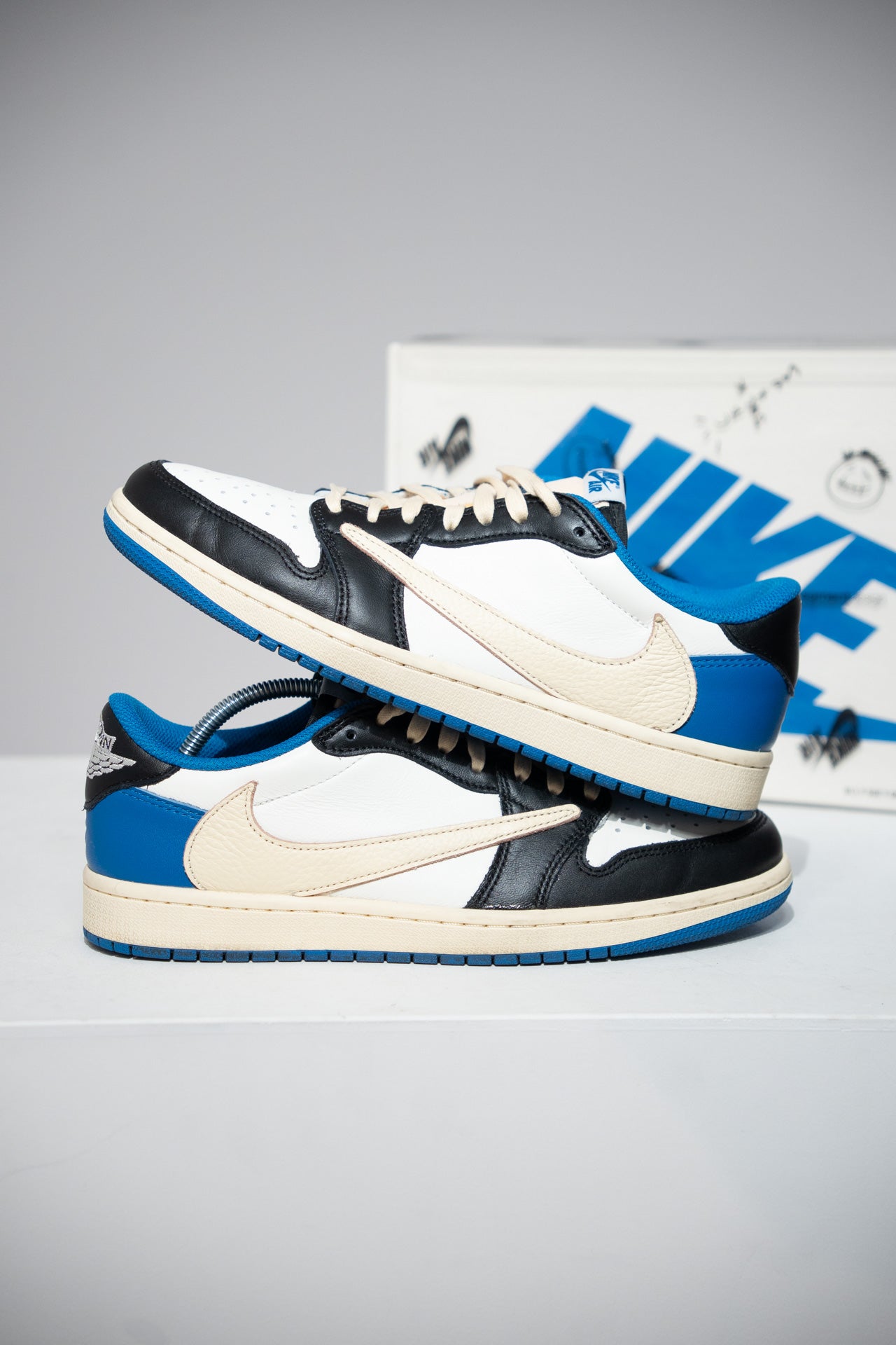 Jordan 1 Low Travis Scott Fragment (Taille 41)