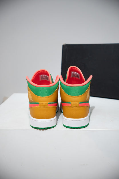 Jordan 1 Mid Wheat (Taille 42,5)