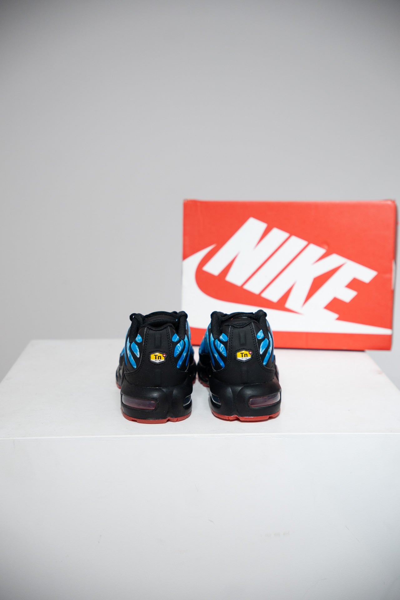 Air Max Plus (TN) Shark Attack GS (Taille 38,5)