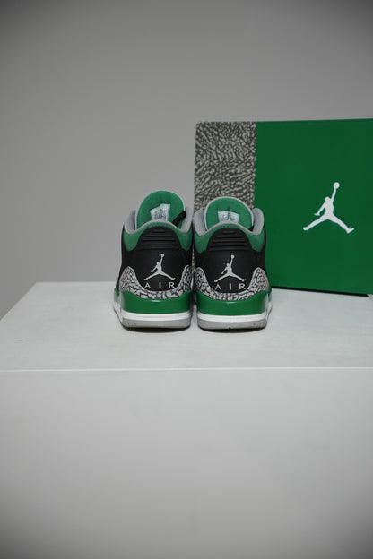 Jordan 3 Pine green (Taille 42,5)