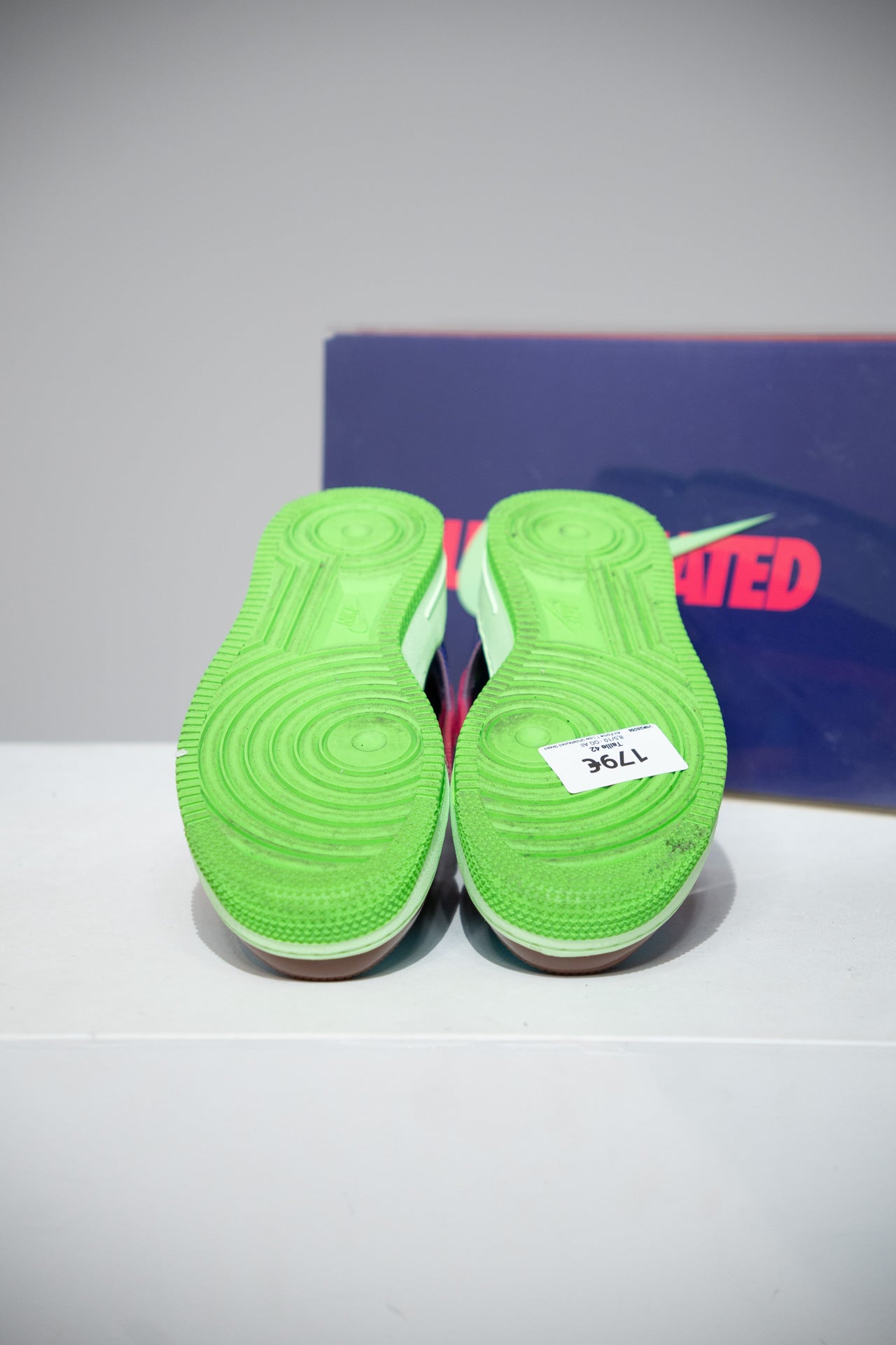 Air Force 1 Low Undefeated Green (Taille 42)