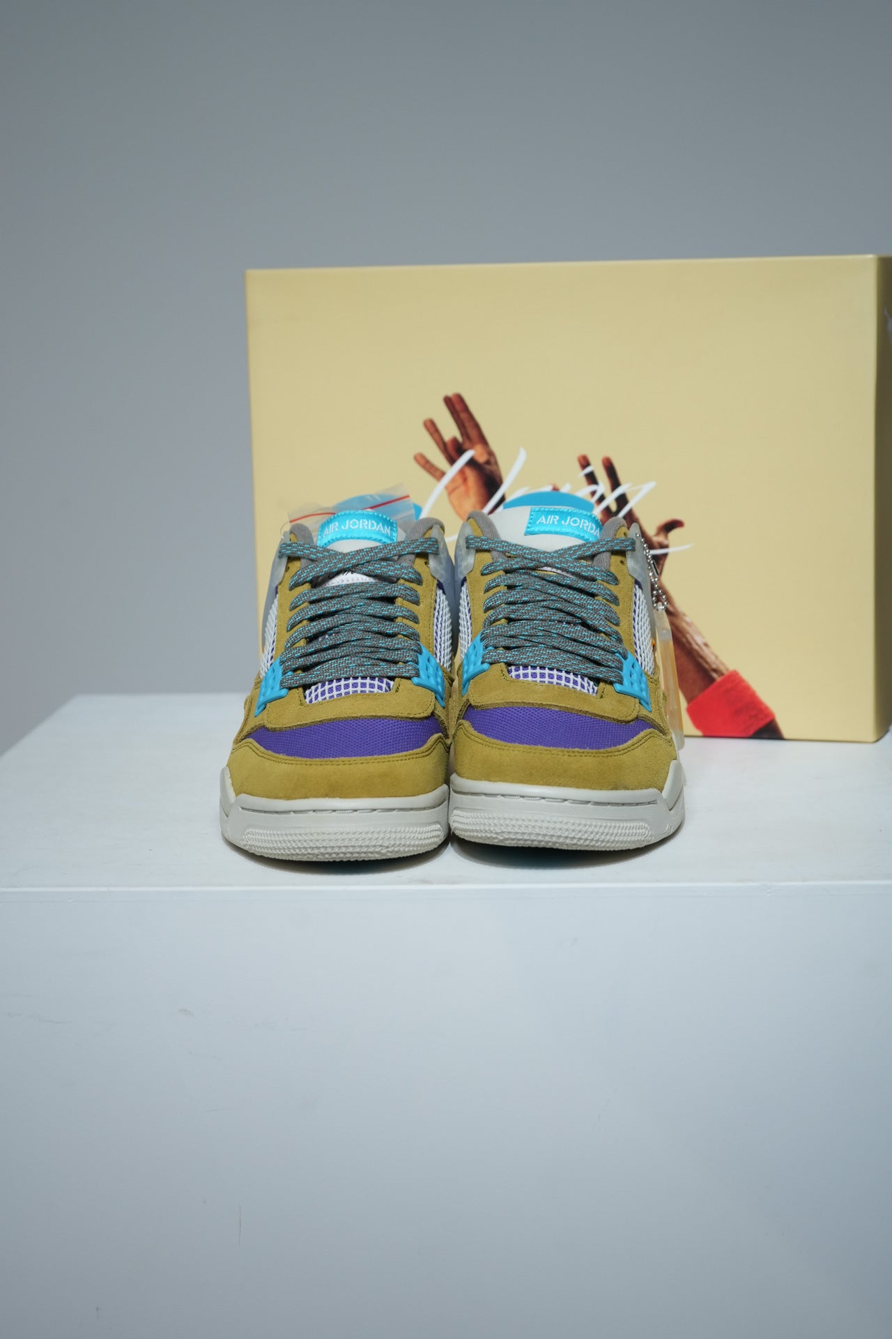 Jordan 4 Union Desert Moss (Taille 43)