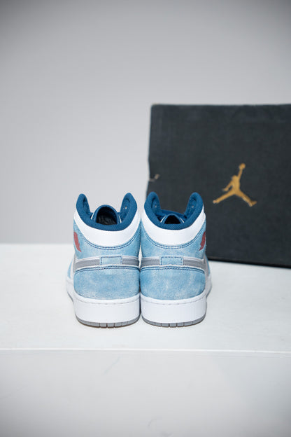Jordan 1 Mid French Blue (Taille 40)