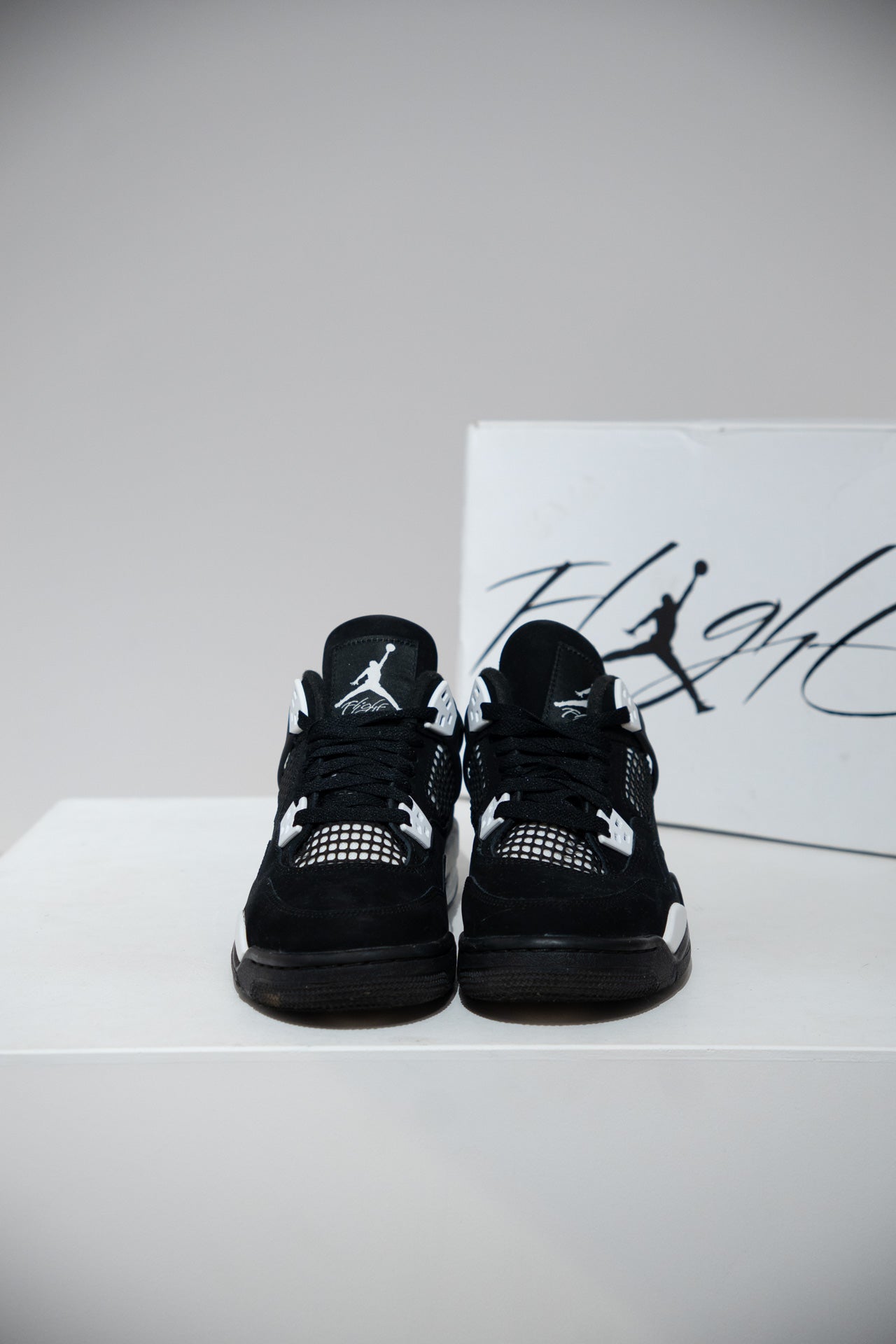 Jordan 4 White Thunder (Taille 38)