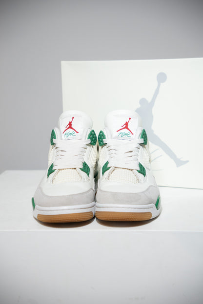 Jordan 4 SB pine Green (Taille 45)