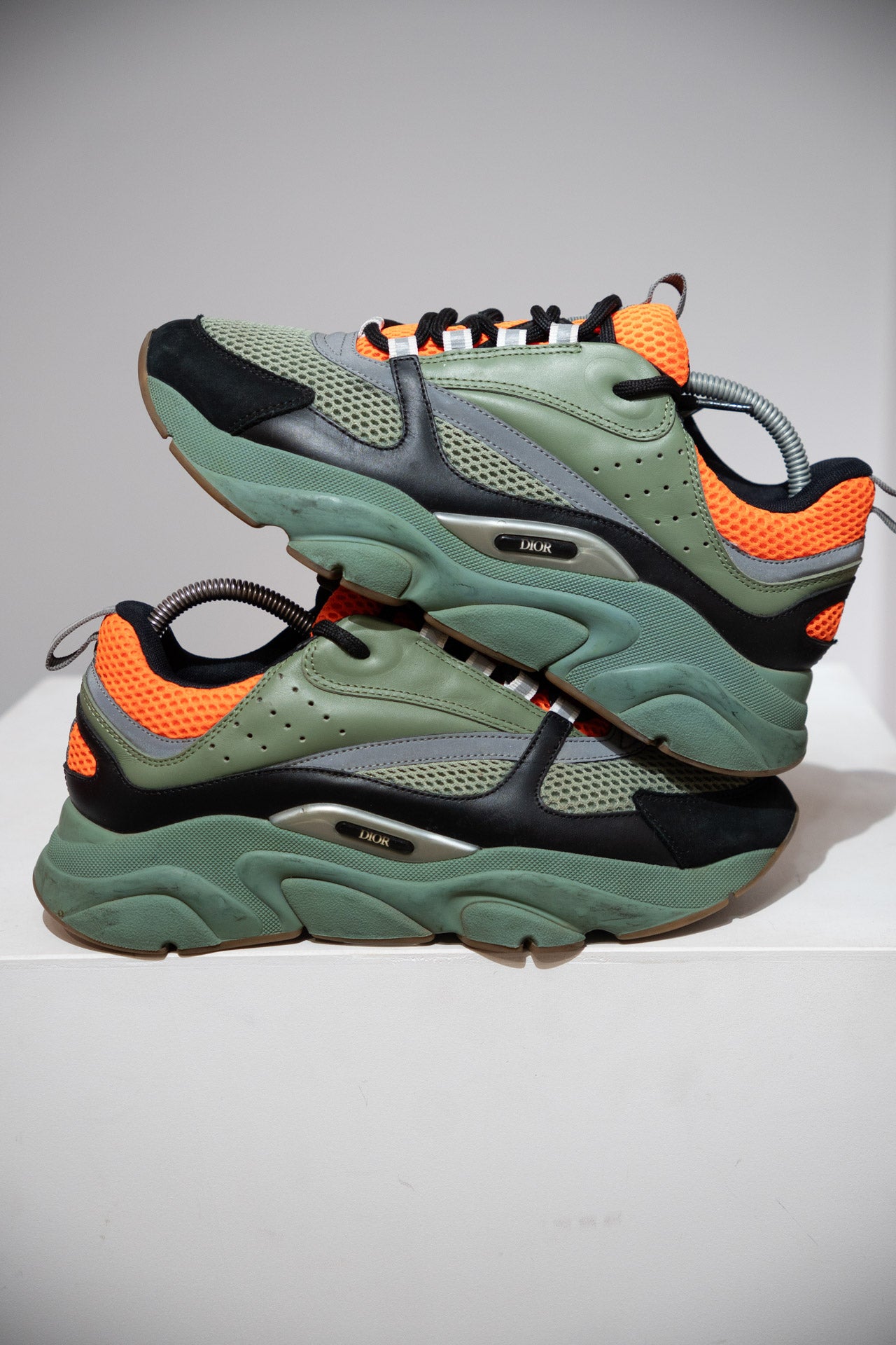 Dior B22 Olive Orange (Taille 42)