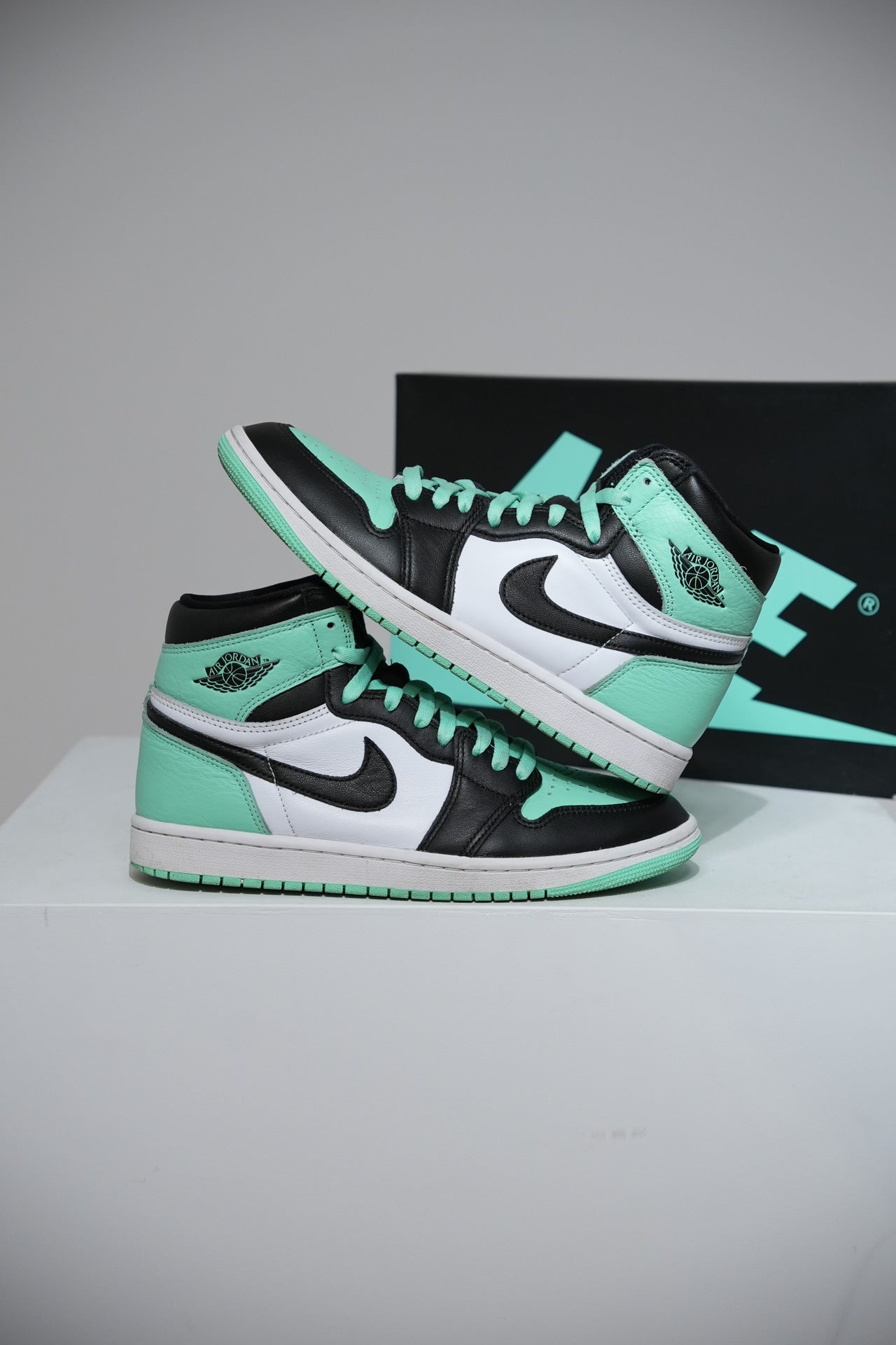 Jordan 1 High Green Glow (Taille 42)