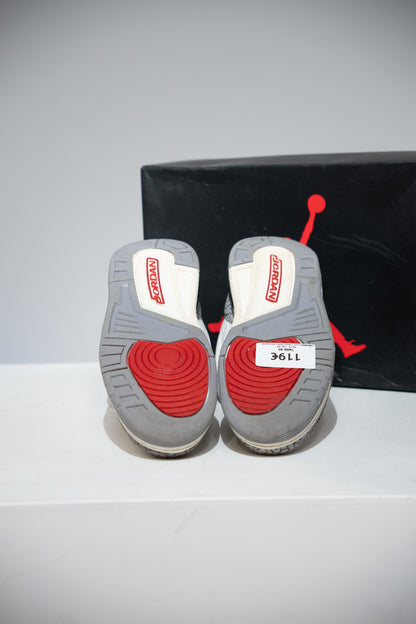 Jordan 3 White Cement Reimagined GS (Taille 40)