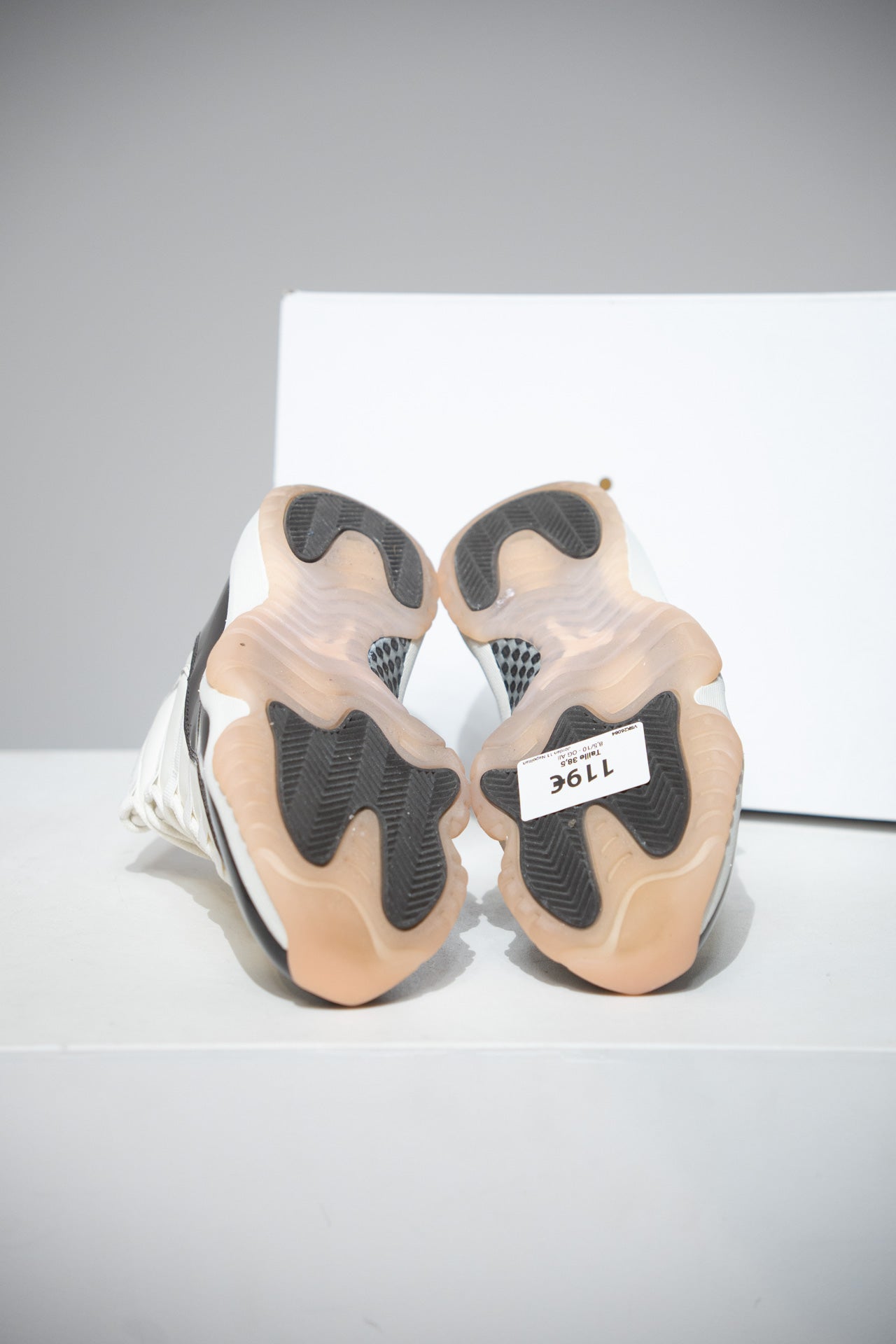 Jordan 11 Napolitan (Taille 38,5)