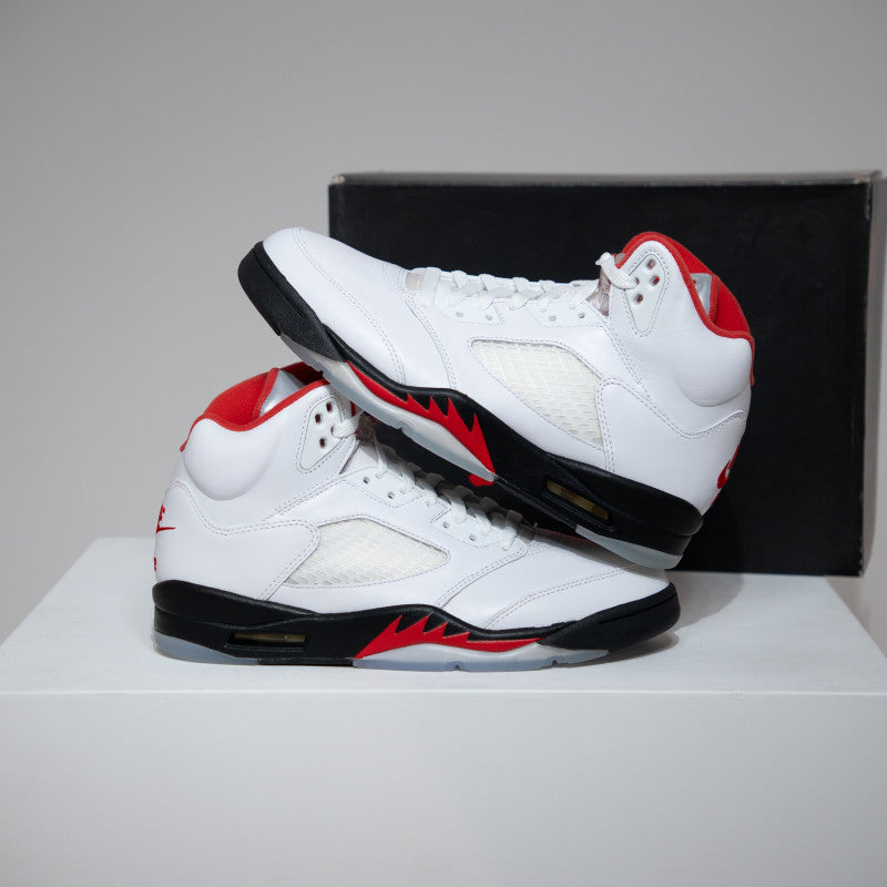 Jordan 5 Fire Red Silver Tongue (Taille 42)
