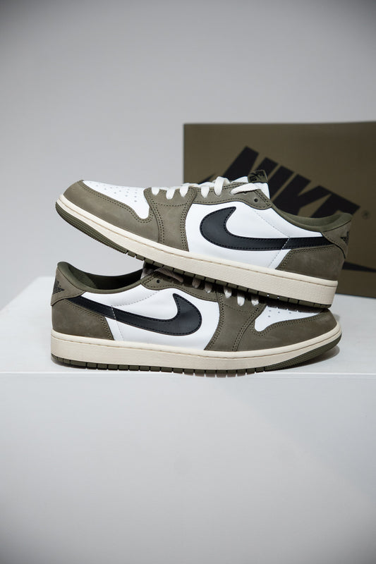 Jordan 1 Low Olive (Taille 44,5)