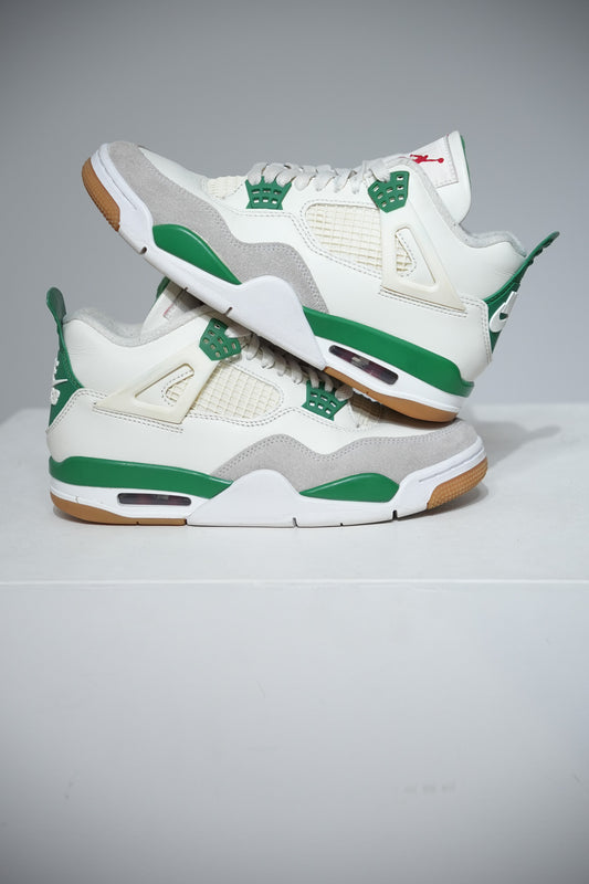 Jordan 4 SB pine Green (Taille 38)