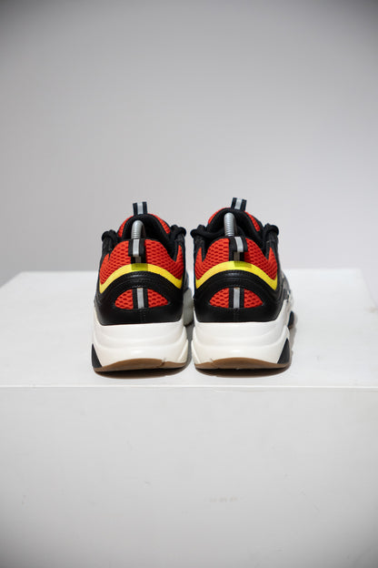 B22 Black Yellow Red (Taille 41)