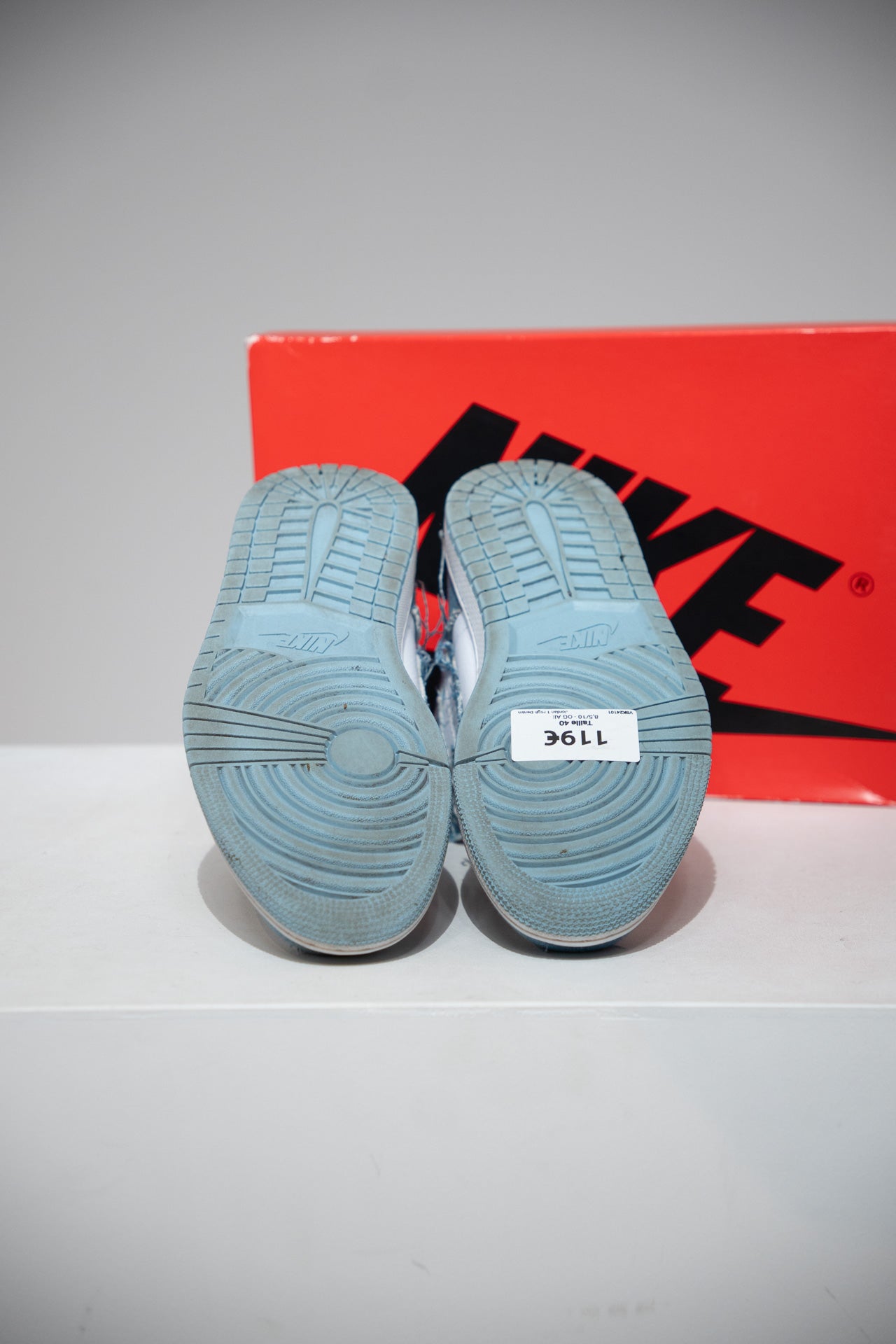 Jordan 1 High Denim (Taille 40)
