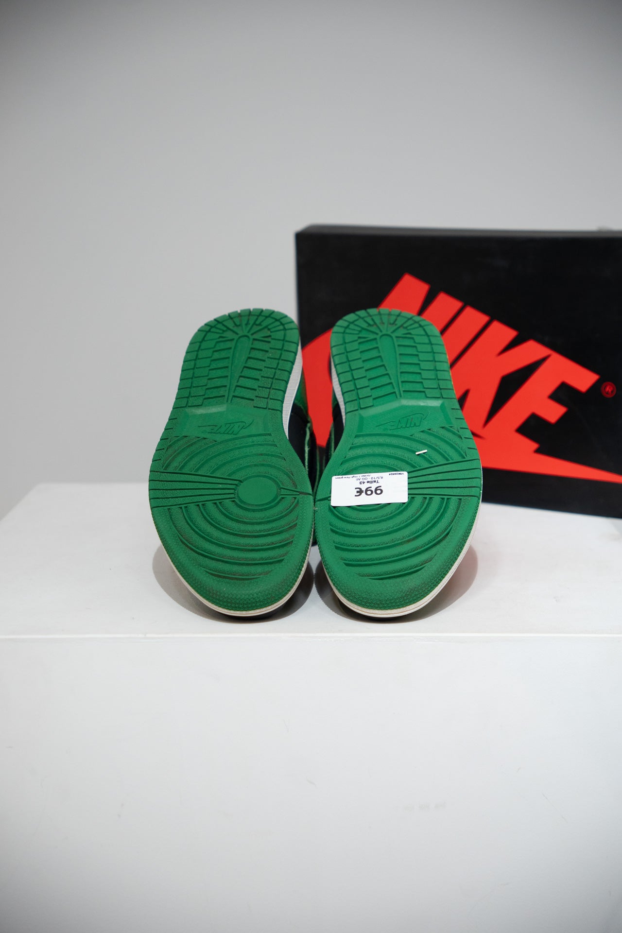 Jordan 1 High Pine green (Taille 43)