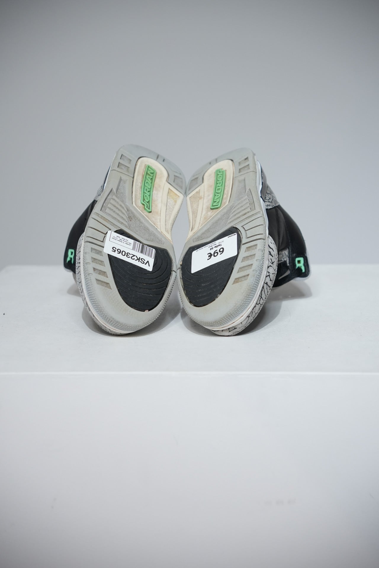 Jordan 3 Green Glow GS (Taille 38)