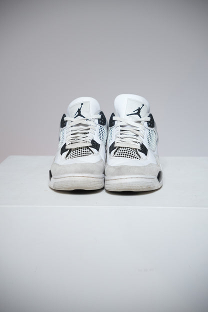 Jordan 4 Military Black (Taille 44,5)