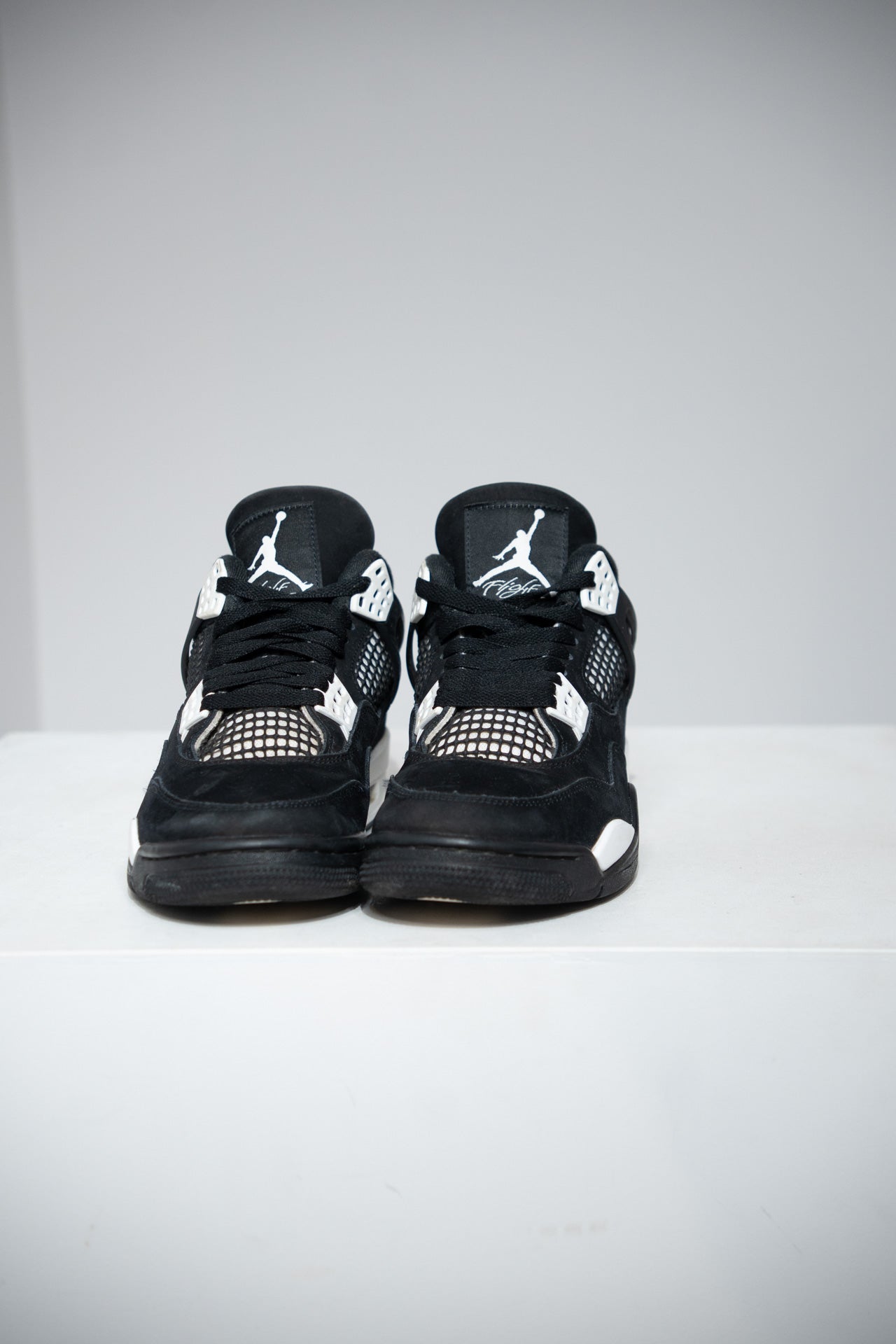 Jordan 4 White Thunder (Taille 41)