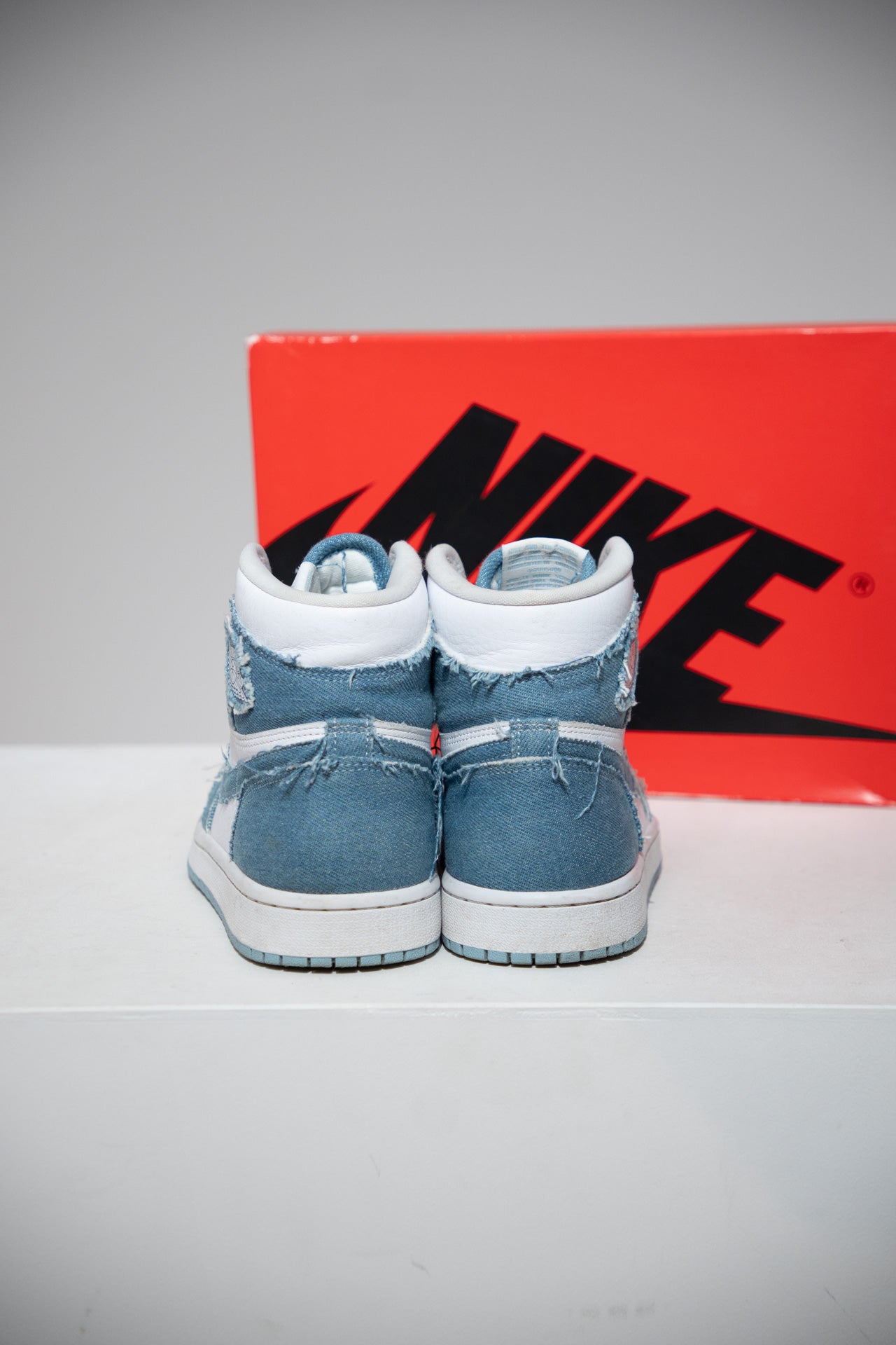 Jordan 1 High Denim (Taille 40)
