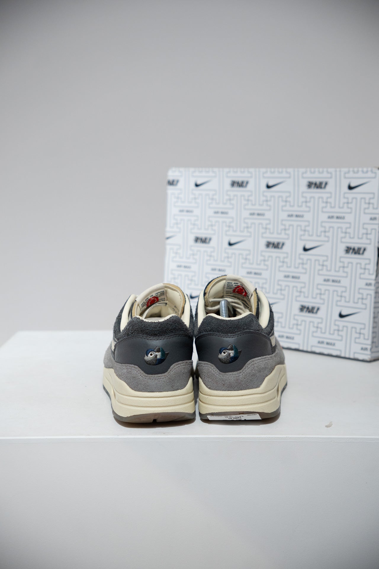 Air Max 1 Kasina Grey (Taille 41)