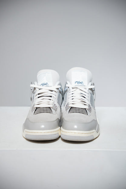Jordan 4 Frozen Moments (Taille 44)