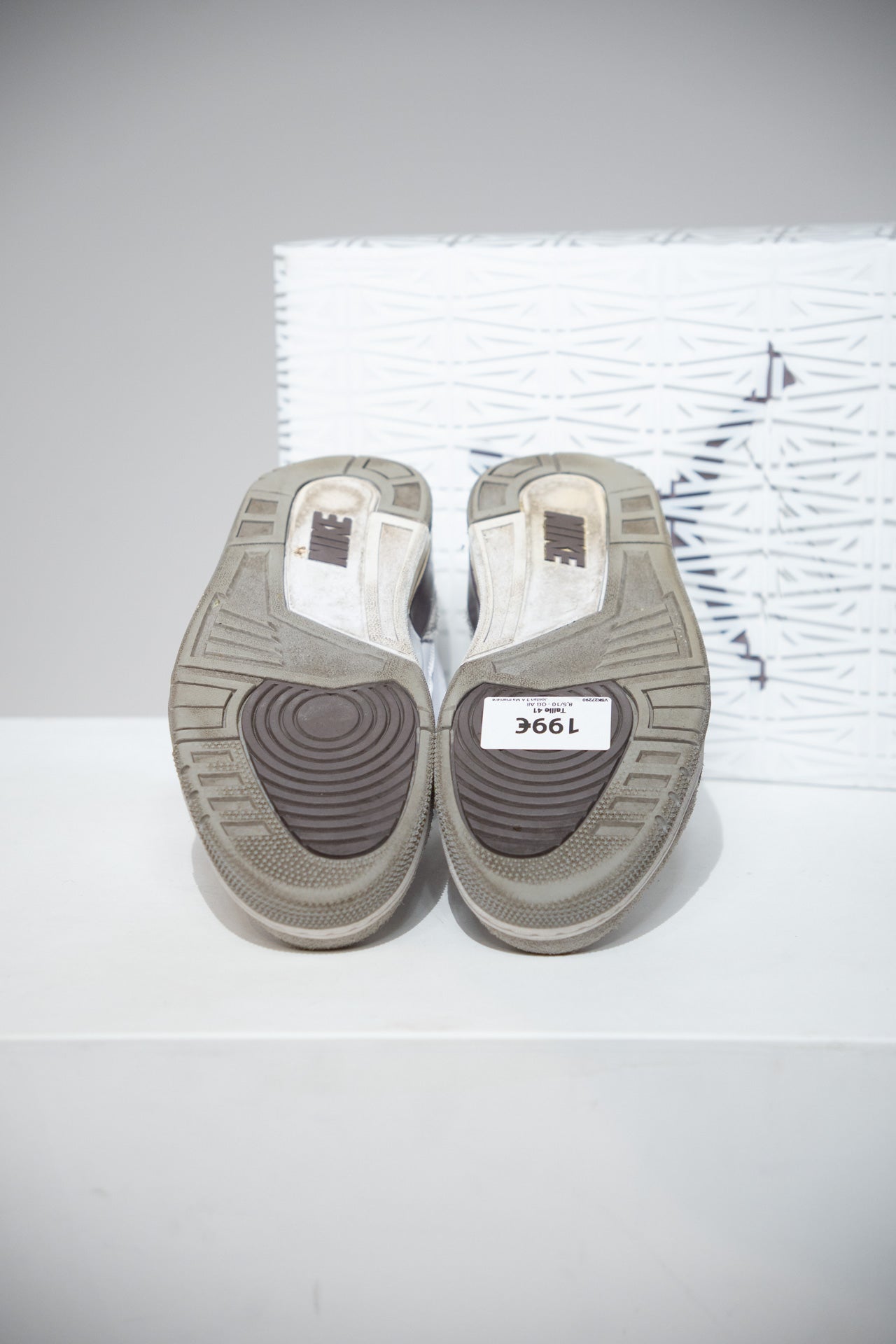 Jordan 3 A Ma maniere (Taille 41)