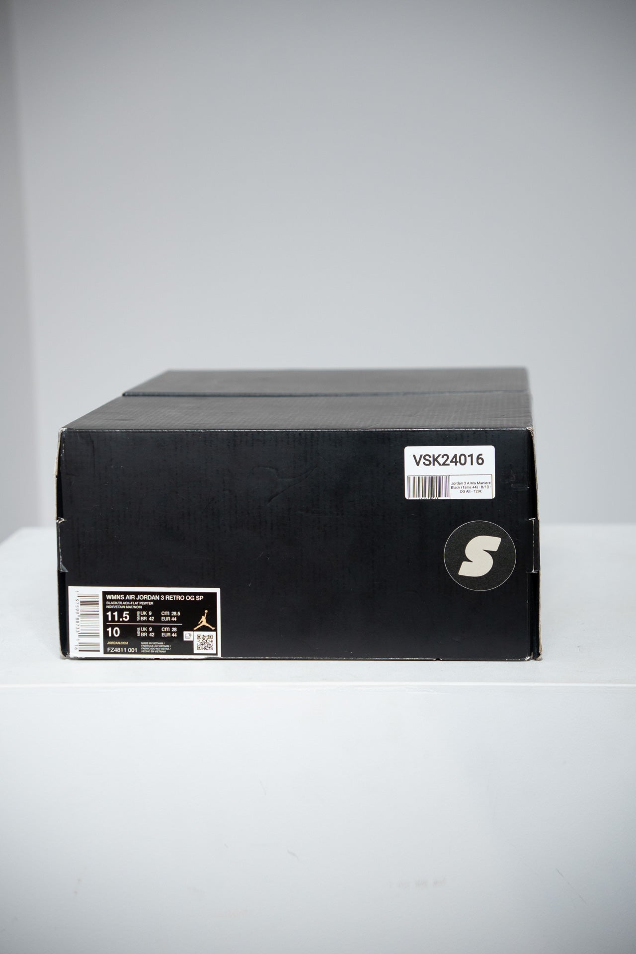 Jordan 3 A Ma Maniere Black (Taille 44)