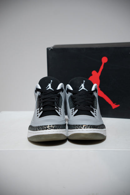 Jordan 3 Wolf Grey (Taille 42,5)