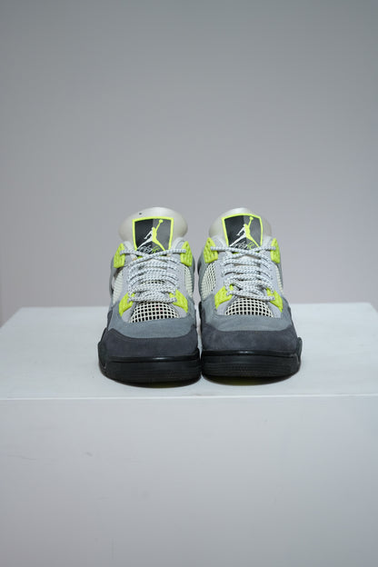 Jordan 4 Neon (Taille 42)