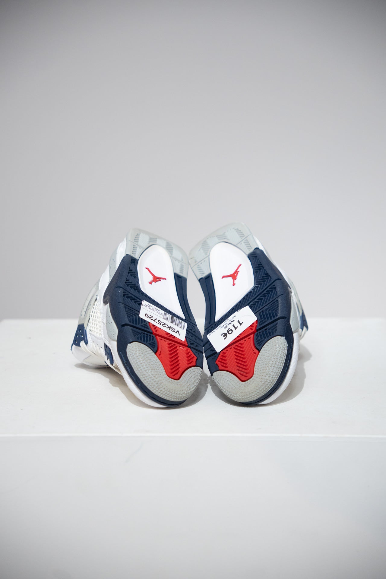 Jordan 4 Midnight Navy GS (Taille 36)