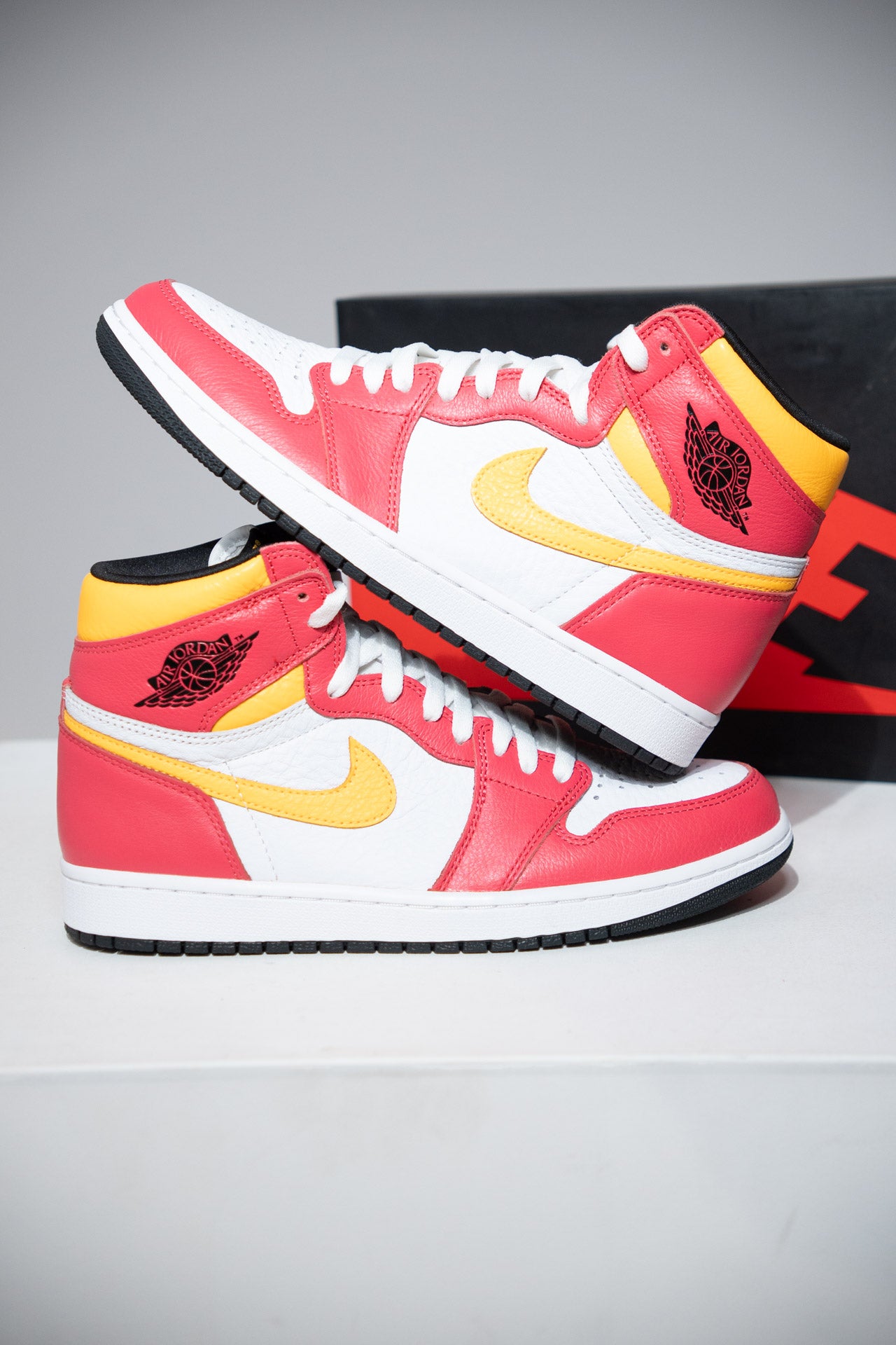 Jordan 1 High Fusion Red (Taille 42,5)