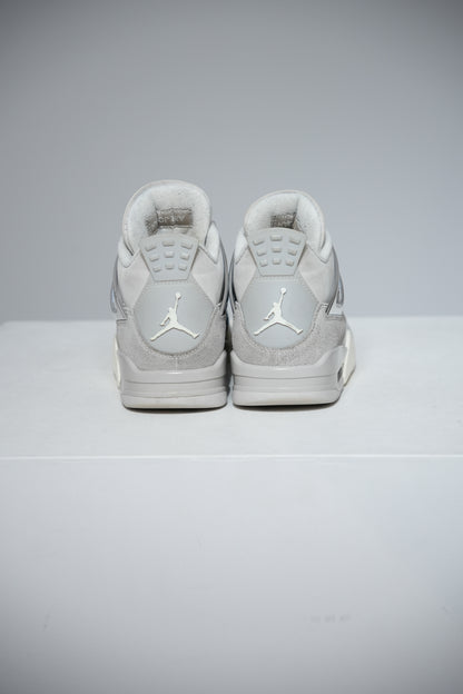 Jordan 4 Frozen Moments (Taille 38,5)
