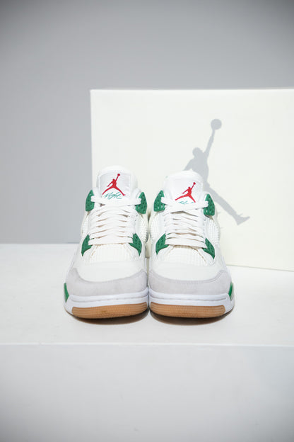 Jordan 4 SB pine Green (Taille 41)