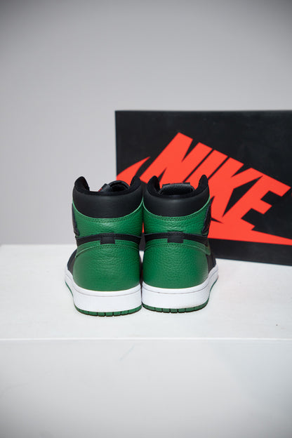 Jordan 1 High Pine green (Taille 42,5)