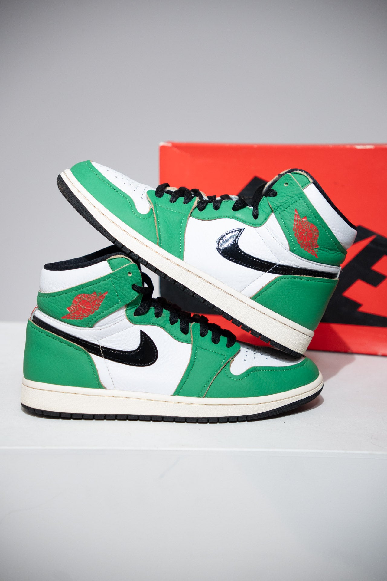 Jordan 1 High Lucky green (Taille 40,5)