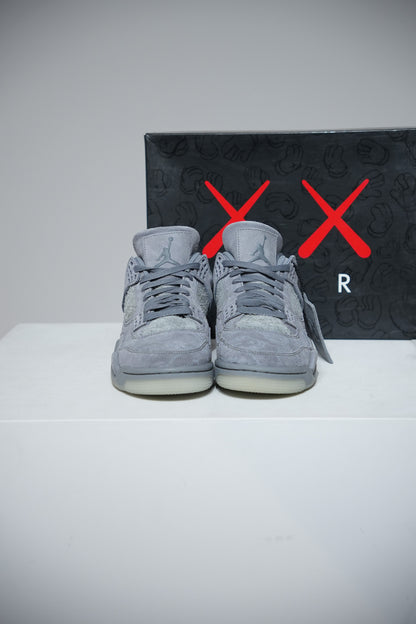 Jordan 4 KAWS Grey (Taille 40,5)