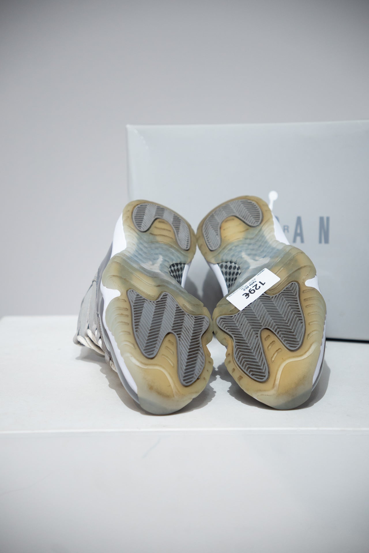 Jordan 11 Cool Grey (Taille 42,5)